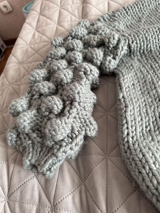 Вʼязаний светр ручної роботи, розмір s-m