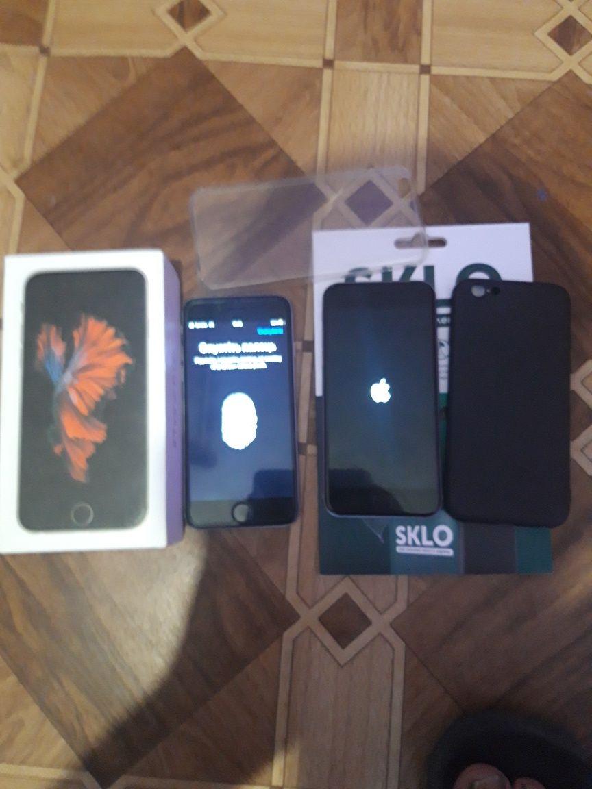 Продам два айфон 6s 32gb