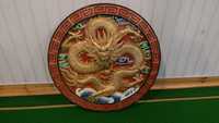 Tarcza , emblemat azjatyckiego smoka , śred. ok. 100 cm. , z tworzywa