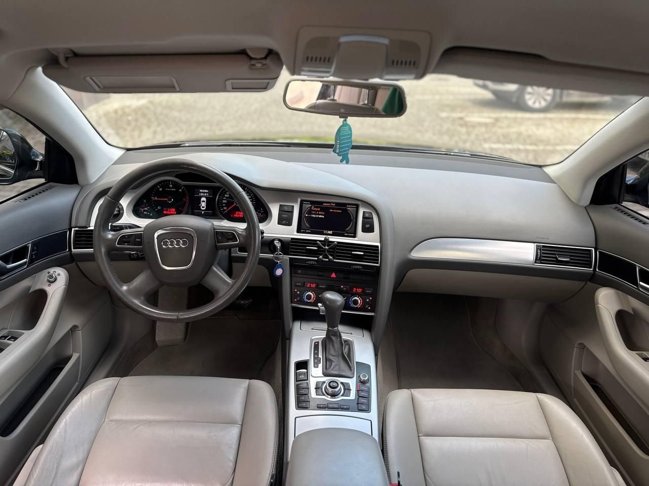 Ауді А6С6 2.0 дизель comonreil Автомат 2010 рік