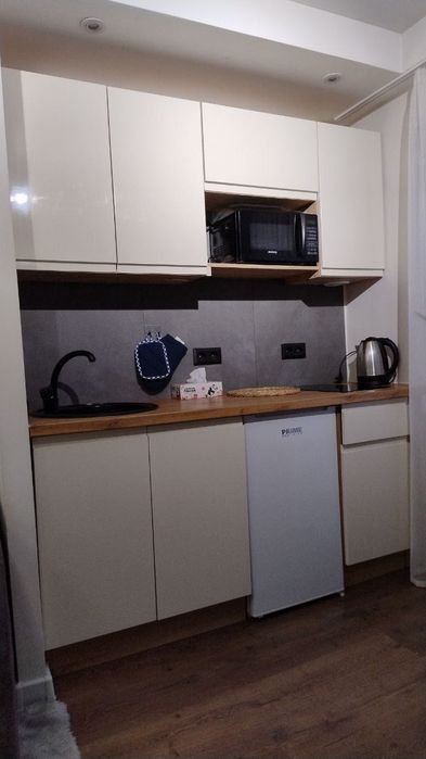 Здам 1 к квартиру Дарницька площа,Лівий берег,метро Дарниця