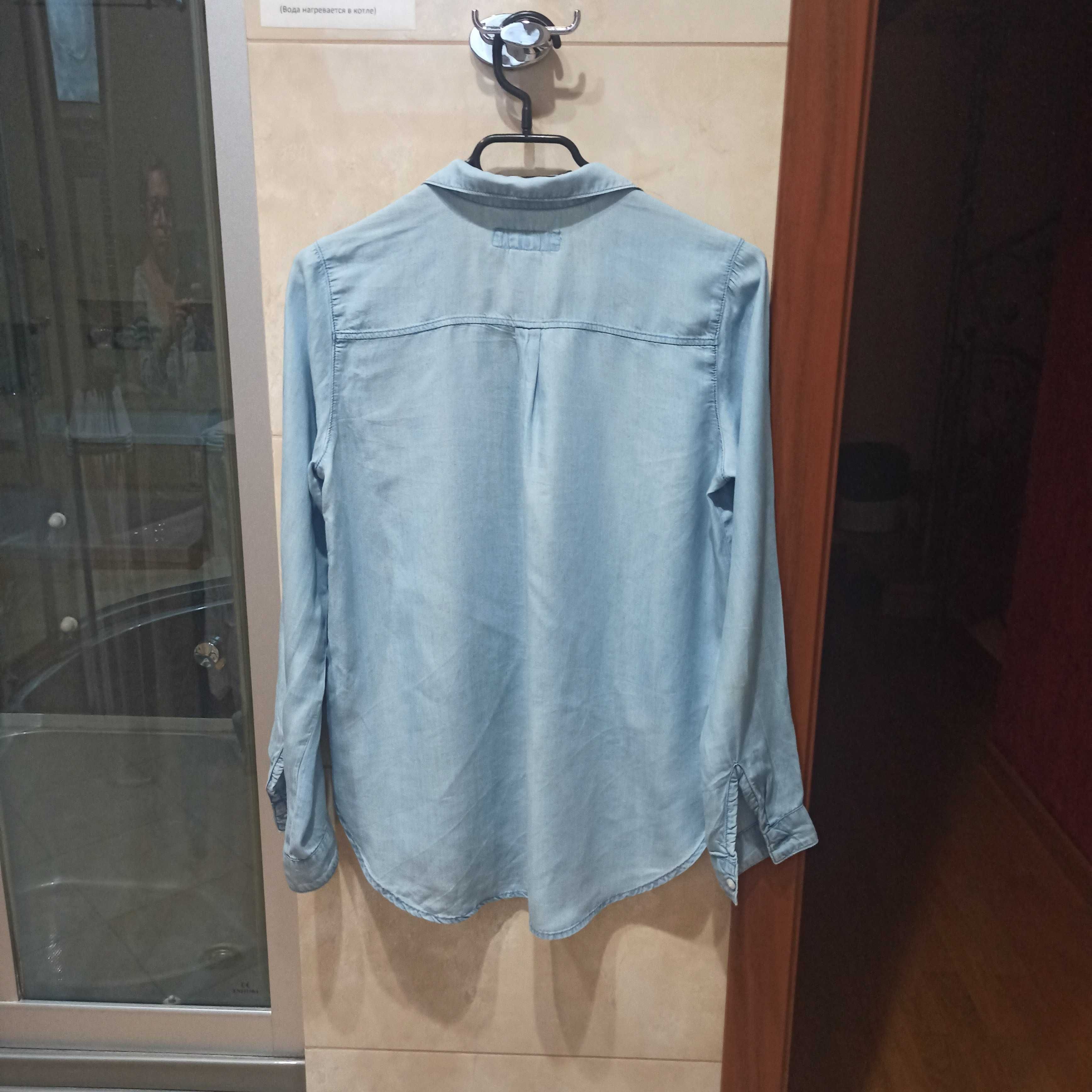 Jeansowa bluzka koszulowa
