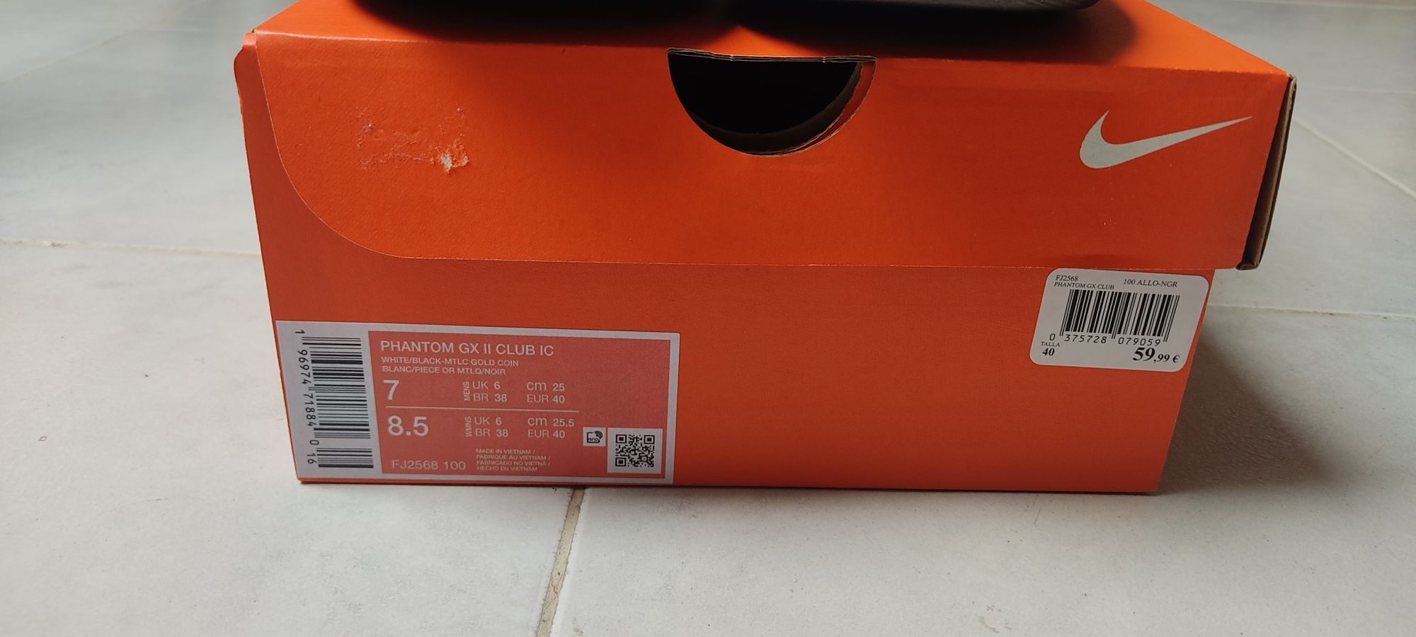 Chuteiras Nike Tamanho 40 como novas