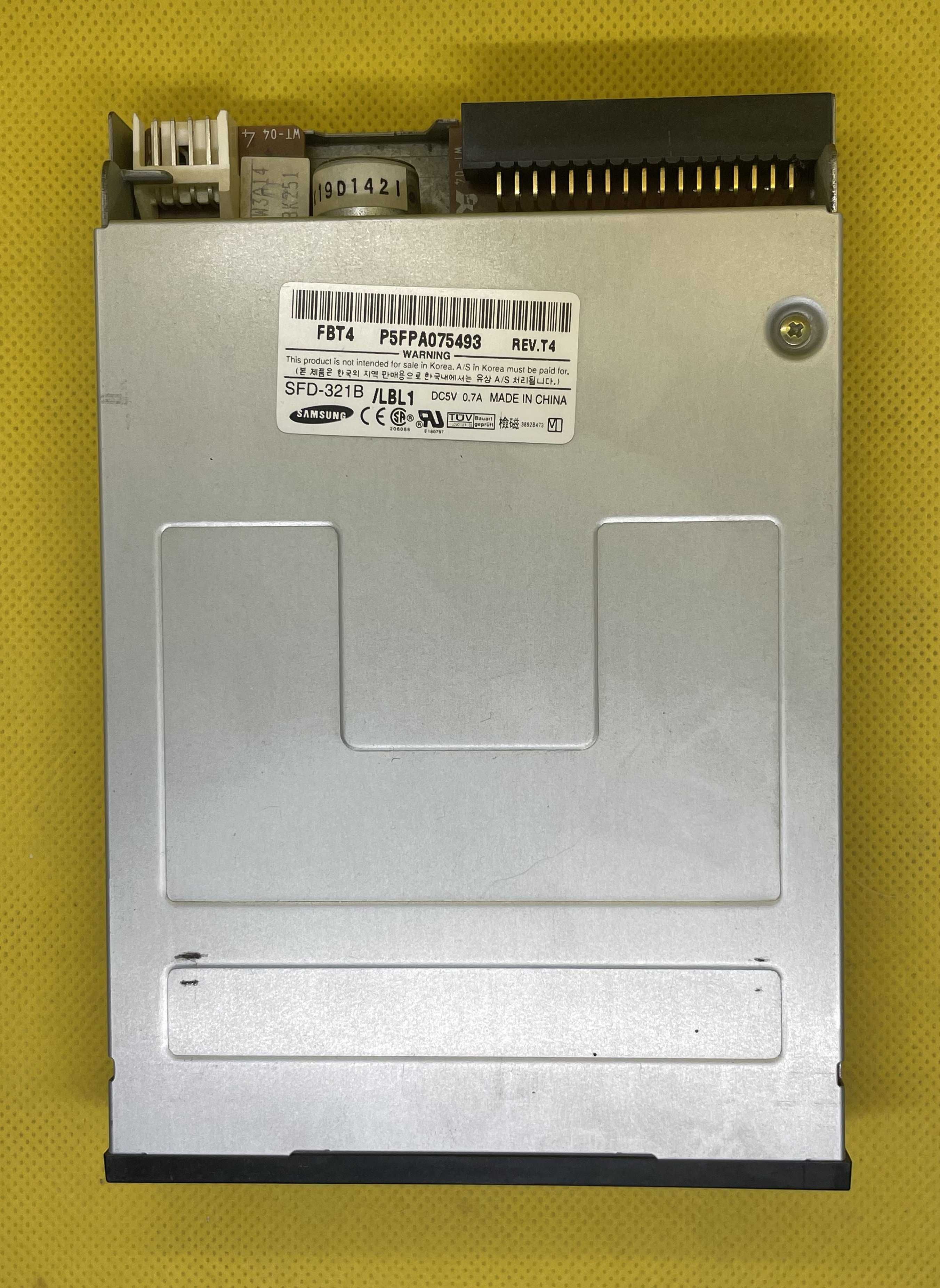 Дисковод FDD floppy disc drive флоппик для дискет 3.5'