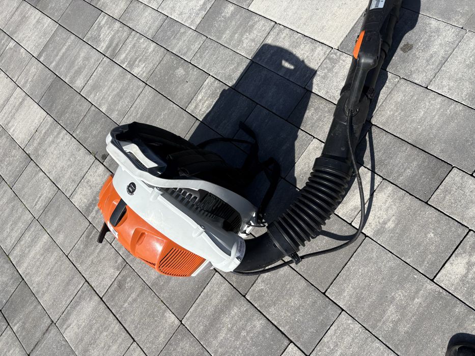 Dmuchawa spalinowa plecakowa Stihl BR 430