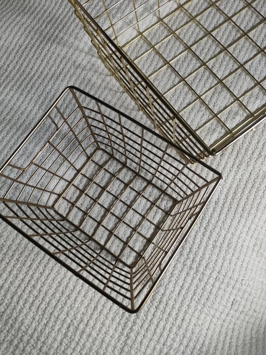 Cestos organizadores de metal de Amazon