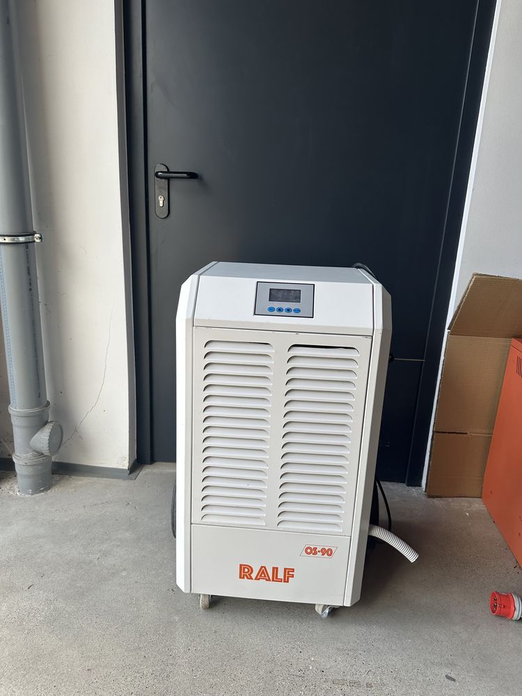 Profesjonalny osuszacz powietrza marki RALF OS-90