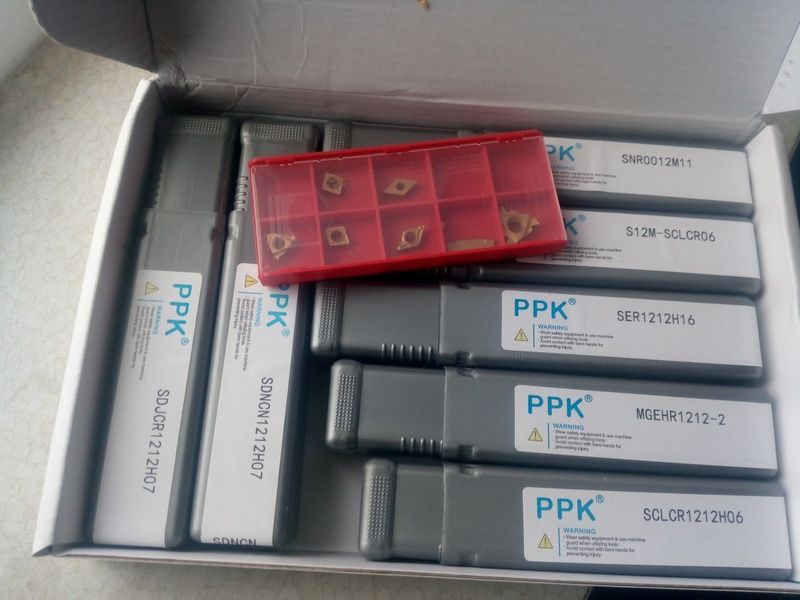 Резцы токарные набор 12х12 мм 7шт+пачка пластин, різець, різці , резец