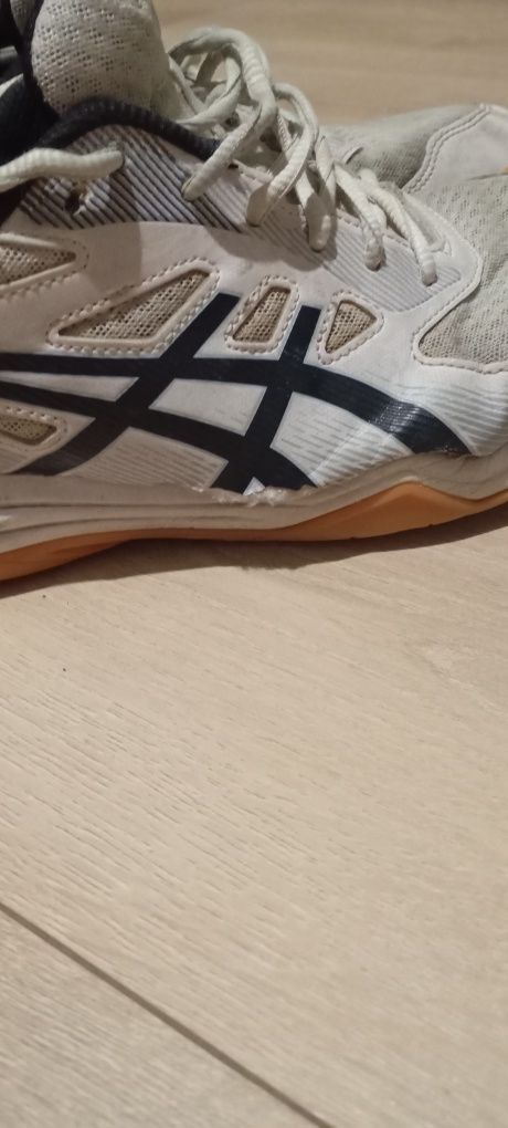 Asics , abcourt  5