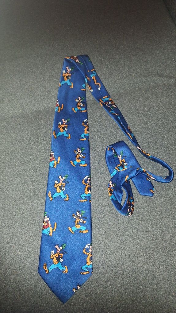 krawat kolekcjonerów Goofy Mickey Unlymited Disney  tie