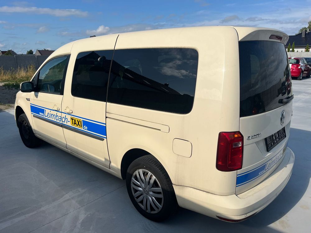 Klapa drzwi lampa ćwiartka vw caddy 2k5 maxi zderzak fotel