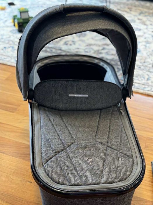 Wózek dziecięcy Venicci Upline 2w1 – Slate Grey