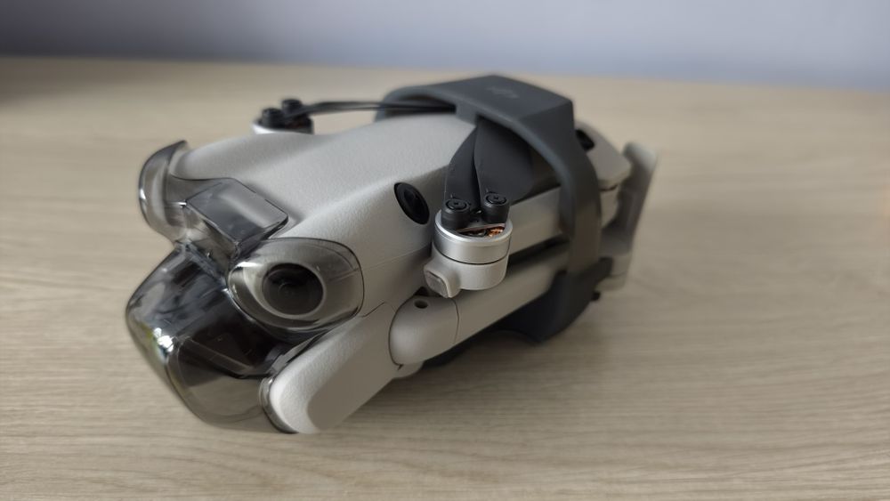 DJI Mini 4 Pro NOWY z DJI Care na 2 lata, filtrami i walizką