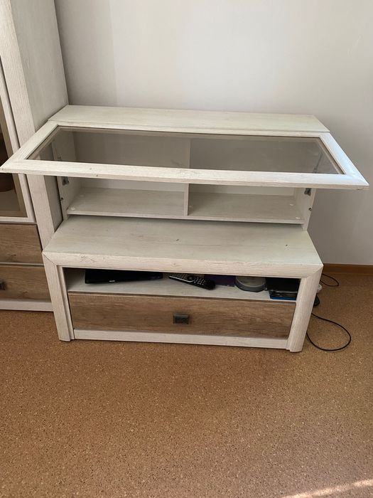 Тумба під телевізор,Вітрина навісна Коен 2