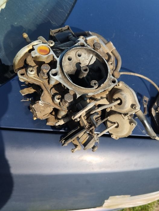 Продам два карбюратор авді 80 пієрберг коробку лобове кулісу ручки