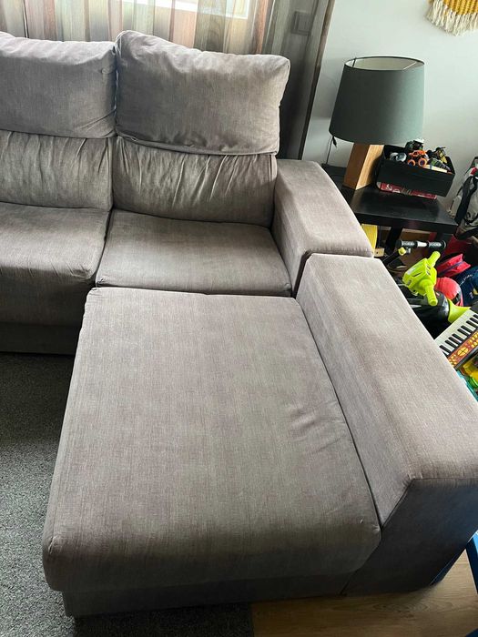 Sofá chaise longue com 4 bancos adicionais