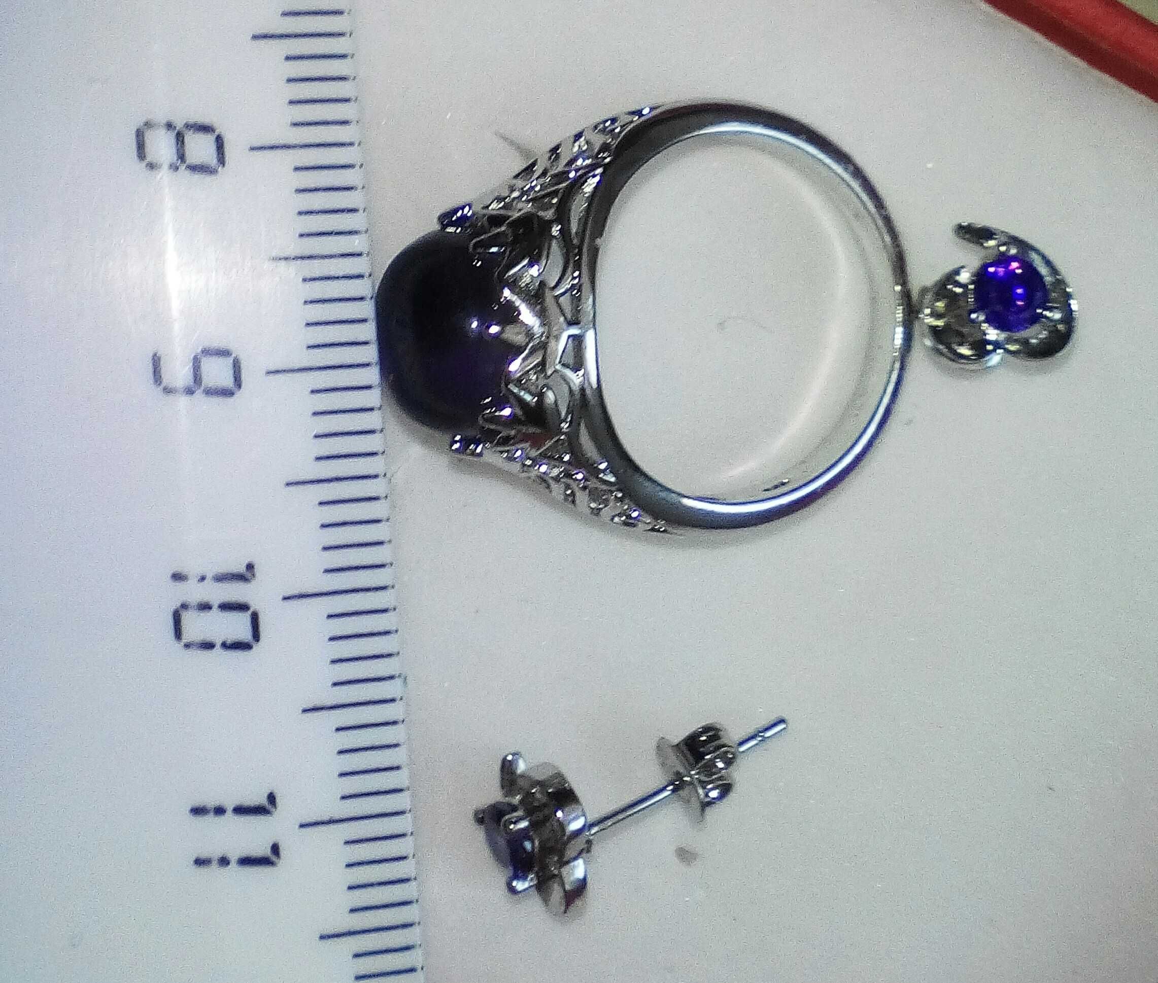 Набор- Серебряное кольцо с большим аметистом и серьги