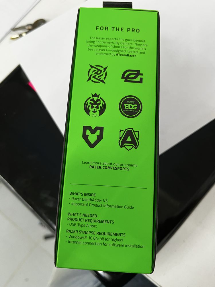 Продам RAZER DeathAdder V3 на гарантії