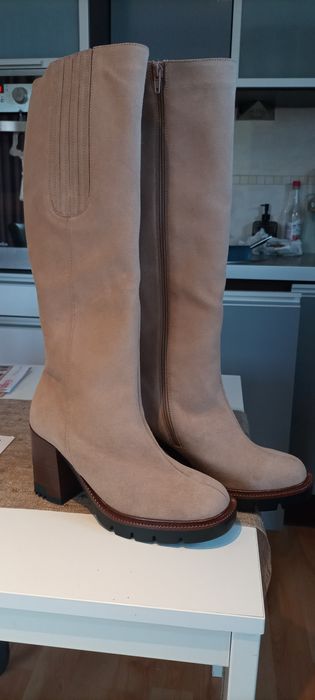 Śliczne kozaki zamszowe beż/kamień