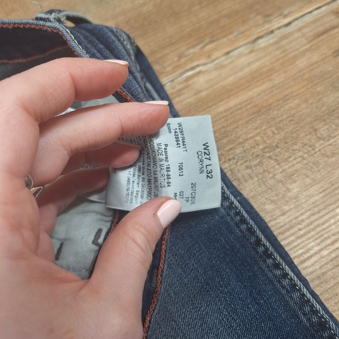 Wrangler spodnie jeansowe damskie