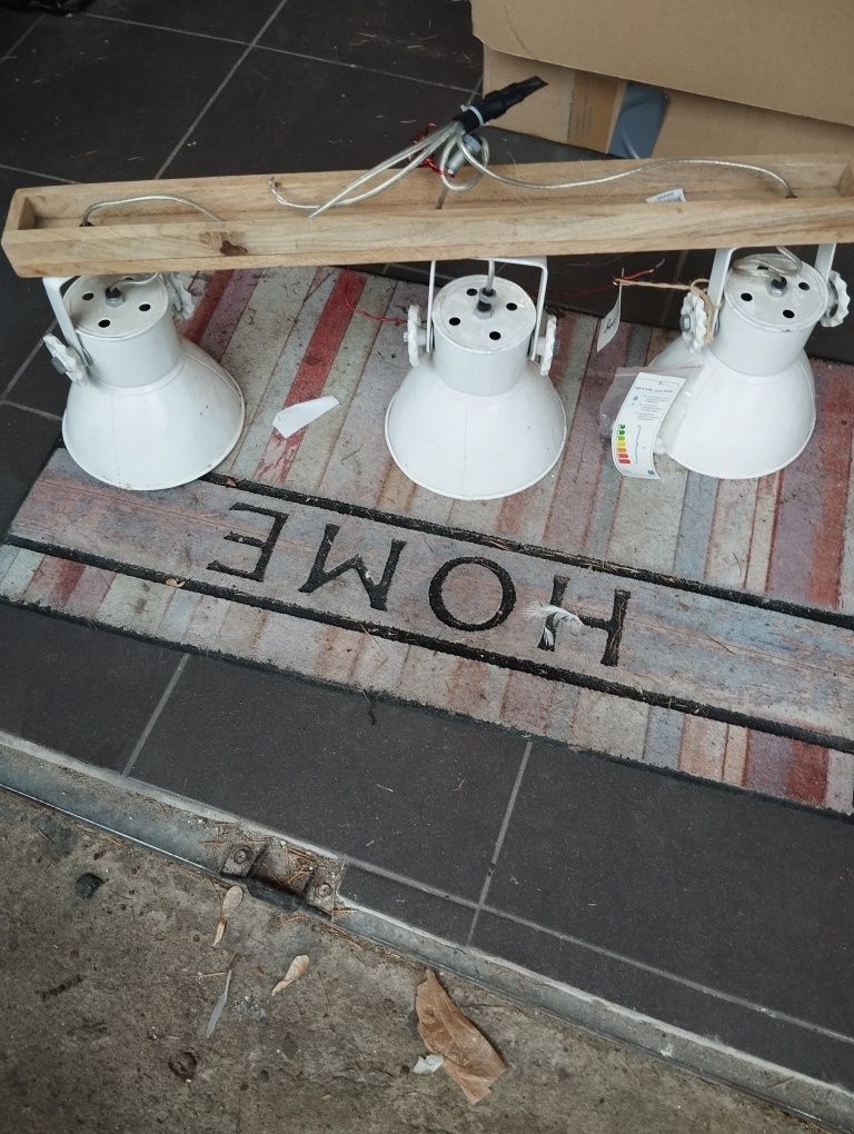 Lampa wisząca biała