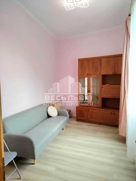 Продаж 2-кім. квартири бічна вул. Олени Степанівни