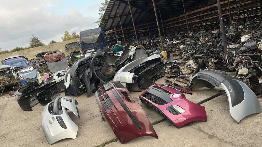 Автомобільний бампер передній і задній по він коду
