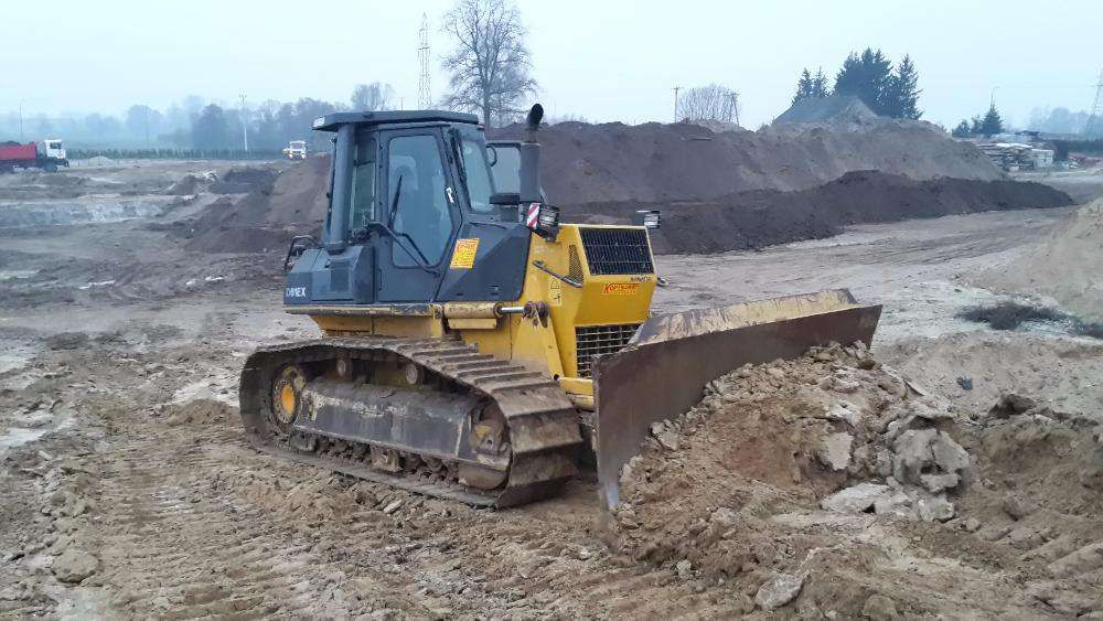 Wyburzenia budynków usługi koparką JCB transport CIechanów