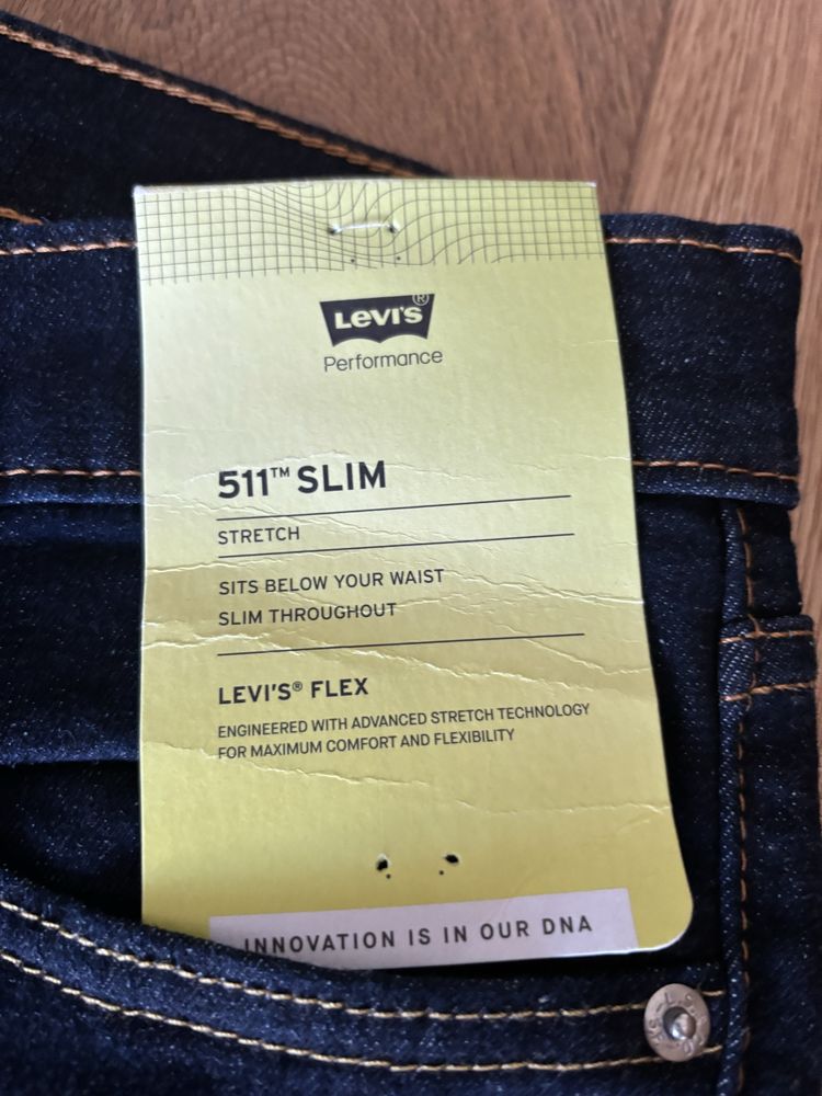 Calcas LEVI’S novas e originais compradas nos Estados Unidos
