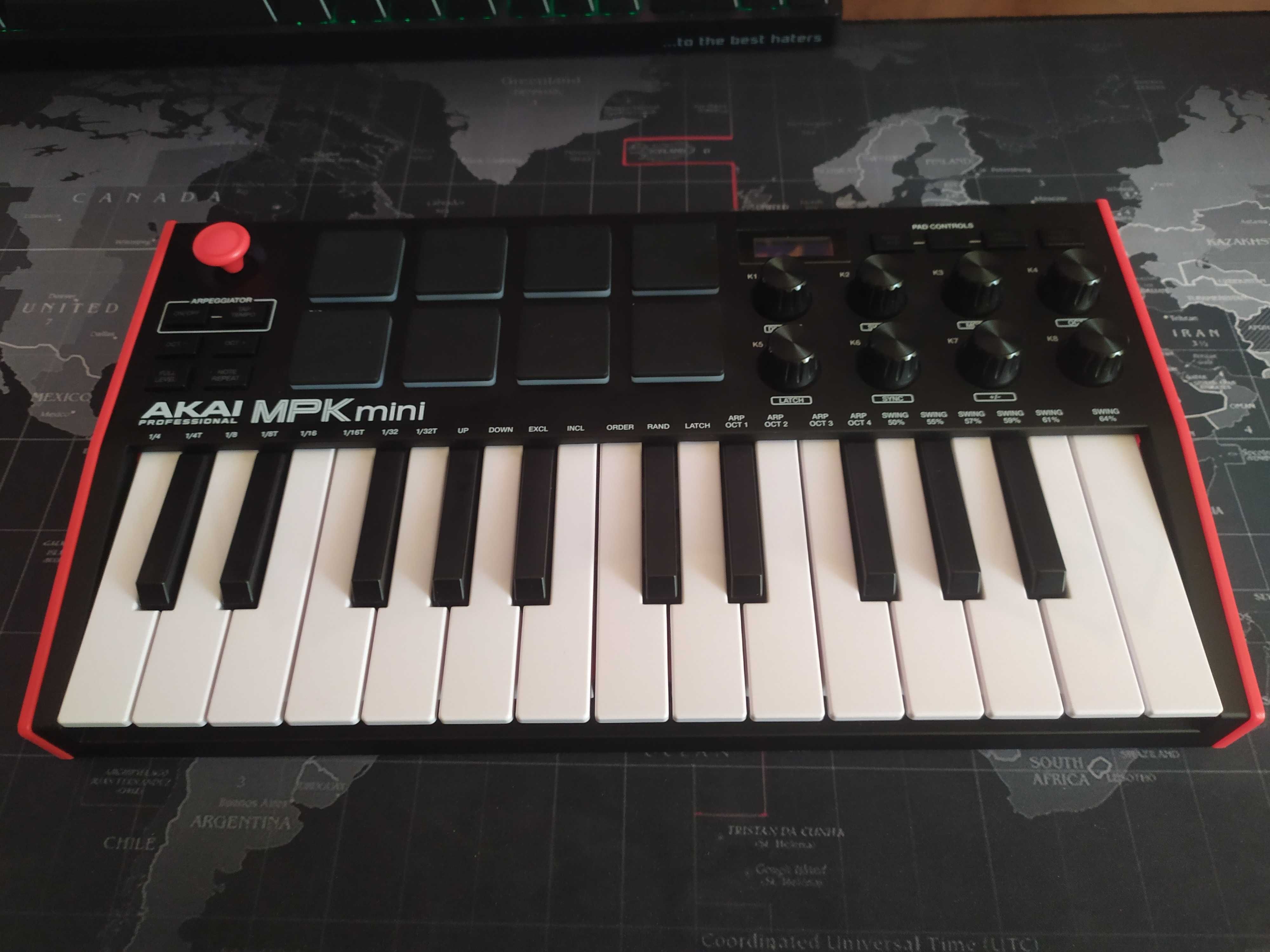 Midi-клавиатура AKAI MPK MINI MK3