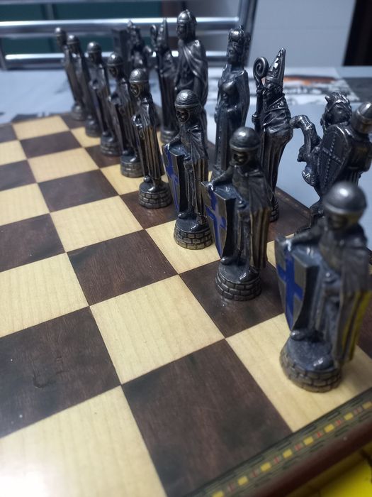 Peças  de xadrez, lindas peças  de xadrez  em metal