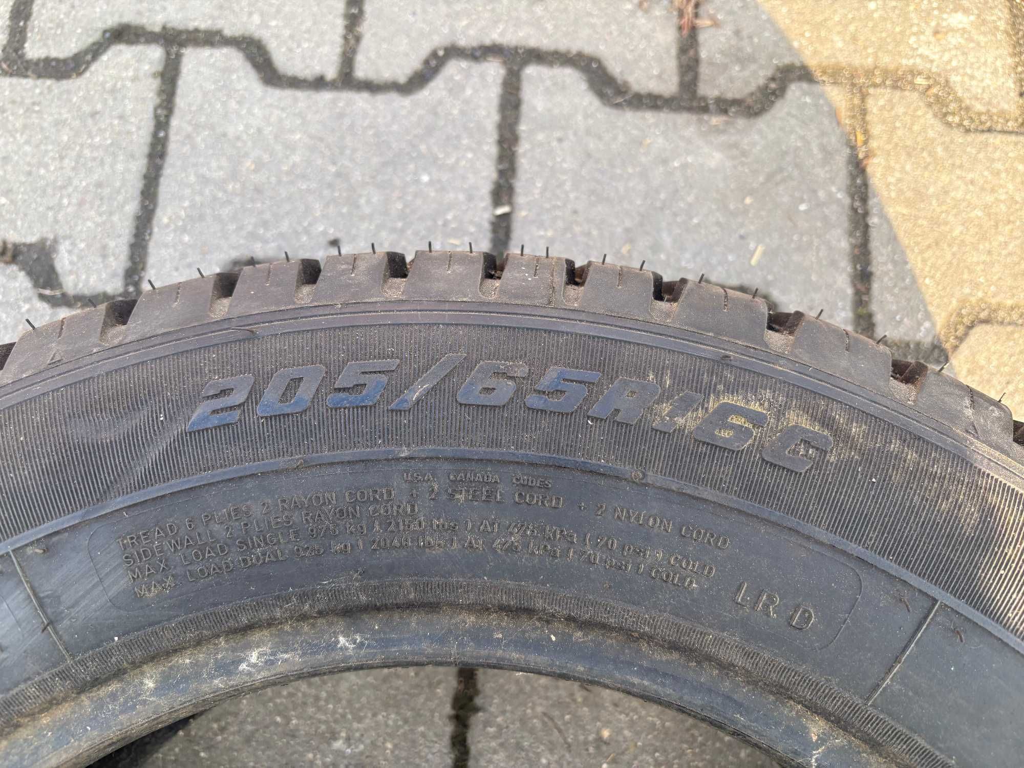 Opona Pojedyncza Goodyear Cargo G26 205/65/16C 8,5mm