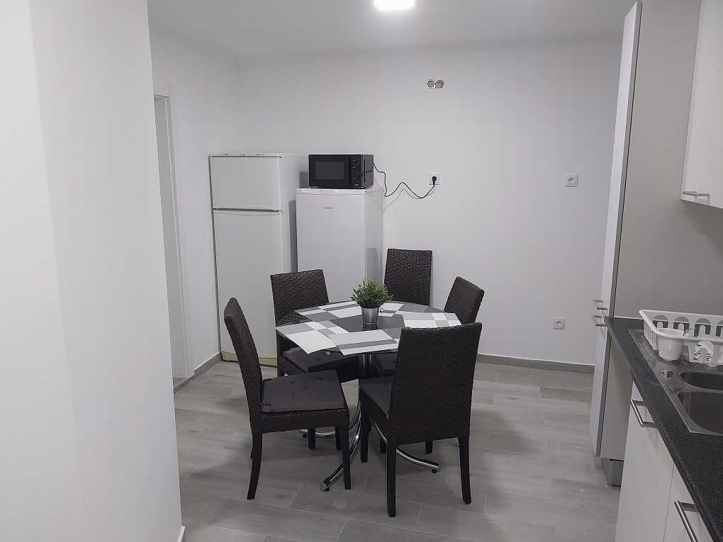 quartos individuais mobilados
