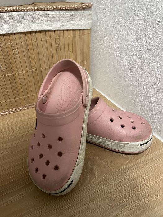 Różowe Crocs c10 c11