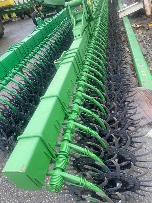 Борона ротаційна John Deere 400  9м.  Гідравлічна В НАЯВНОСТІ