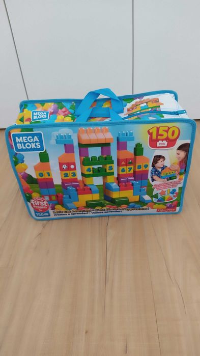 Lego com 150 peças da Fisher Price. Idade +1 ano