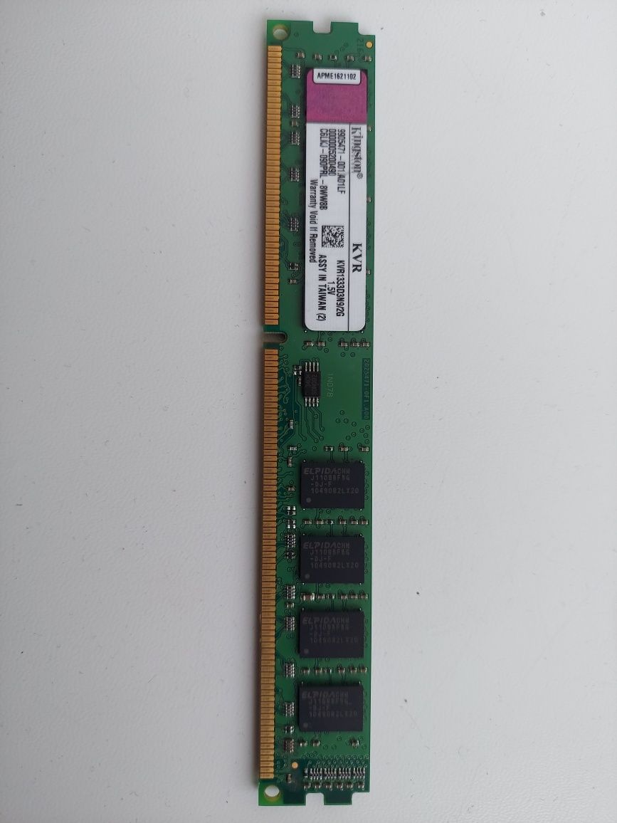 Память Kingston 2gb DDR3