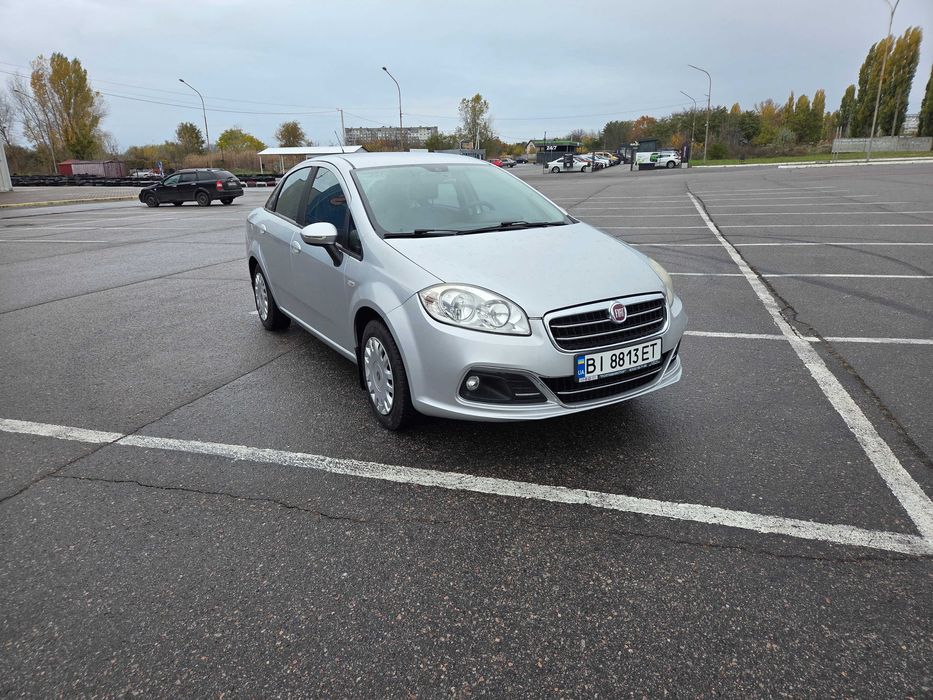 Fiat Linea 2013 рестайлінг (1.4 77 к.с.) Газ/Бензин - Ідеальний стан