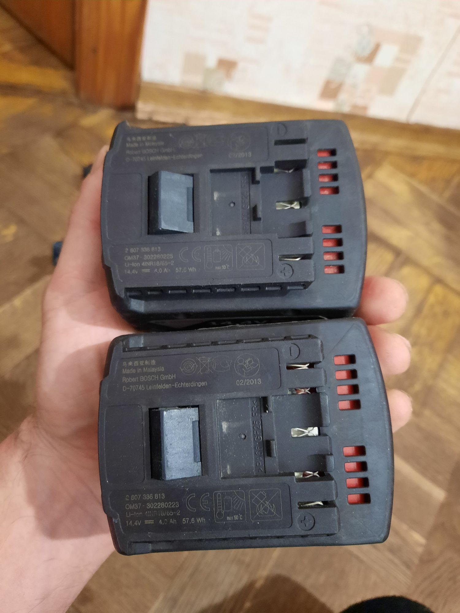 Оригінал,комплект!!Шуруповерт Bosch GSR 14,4 V-LI+2акб(4аг)+з/у