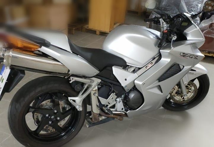 Honda VFR 800 VTEC