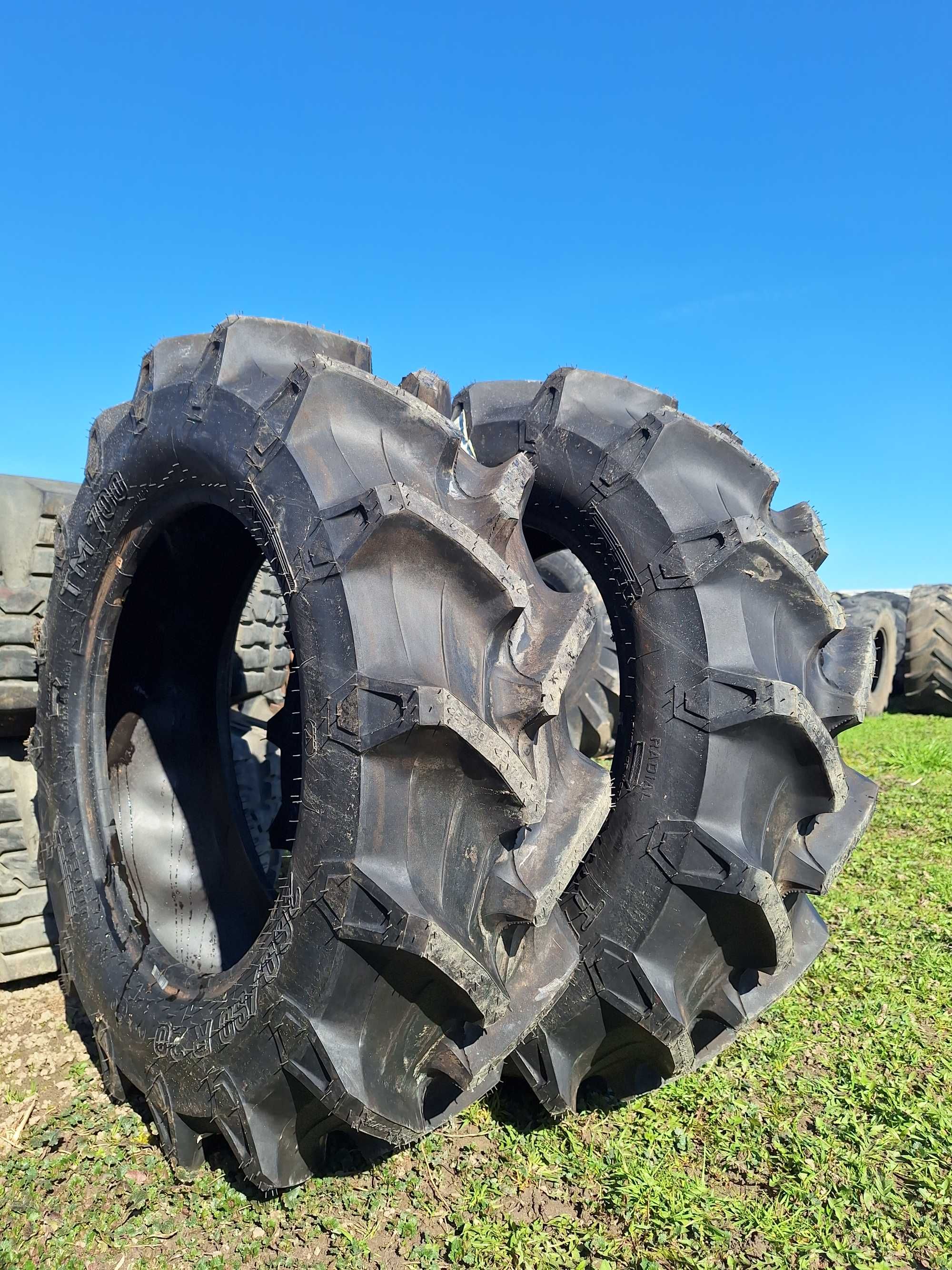 260/80R20 Pirelli TM 700 100% bieżnika 260/80/20