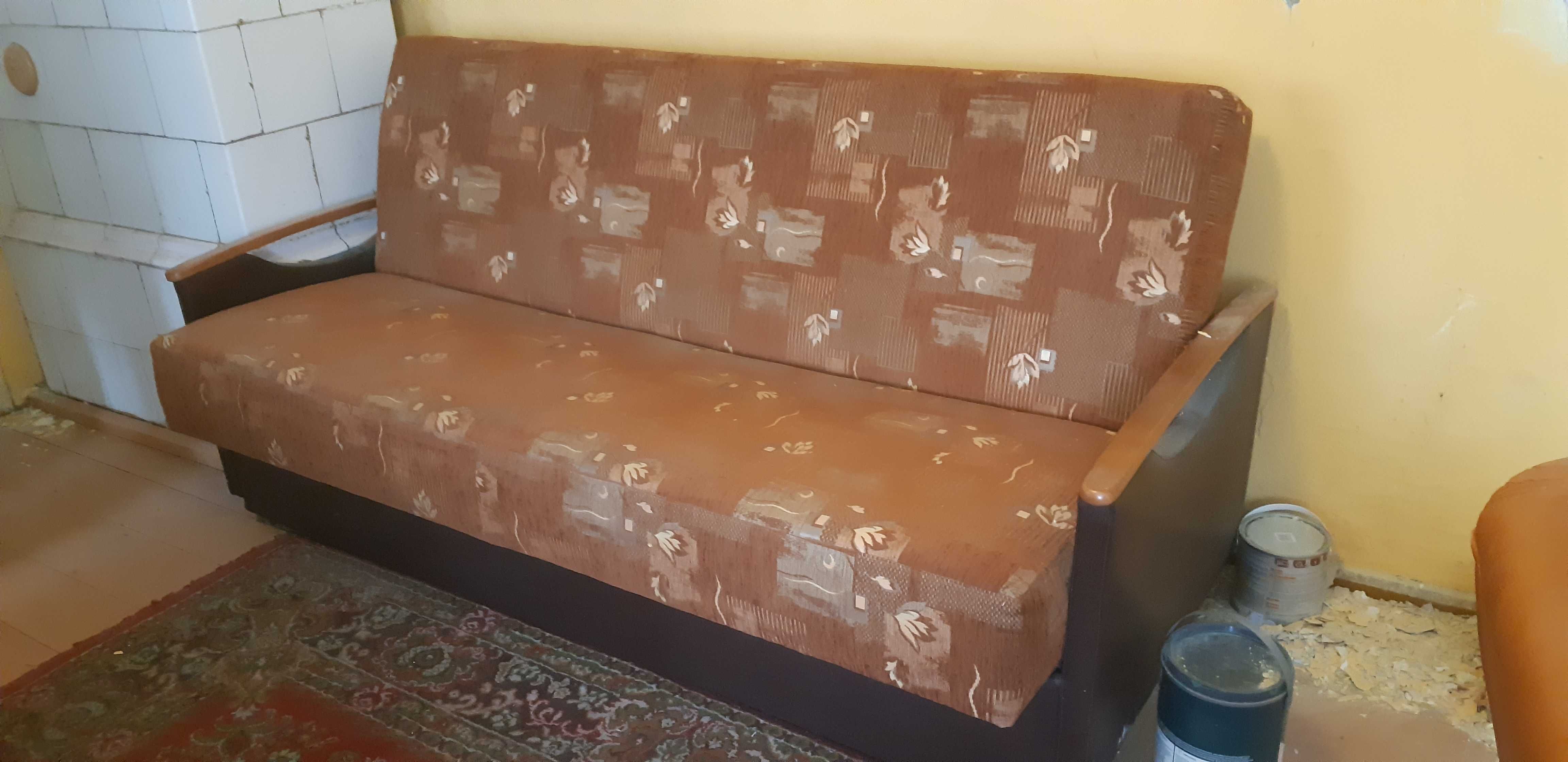 Sofa kanapa wzmocniona, wyższa  z funkcją spania