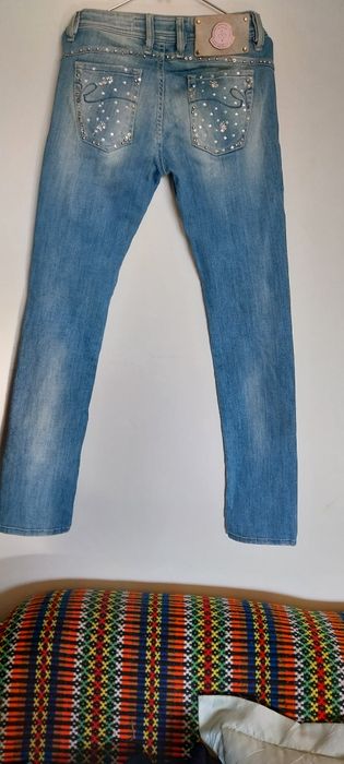 Calças de ganga novas