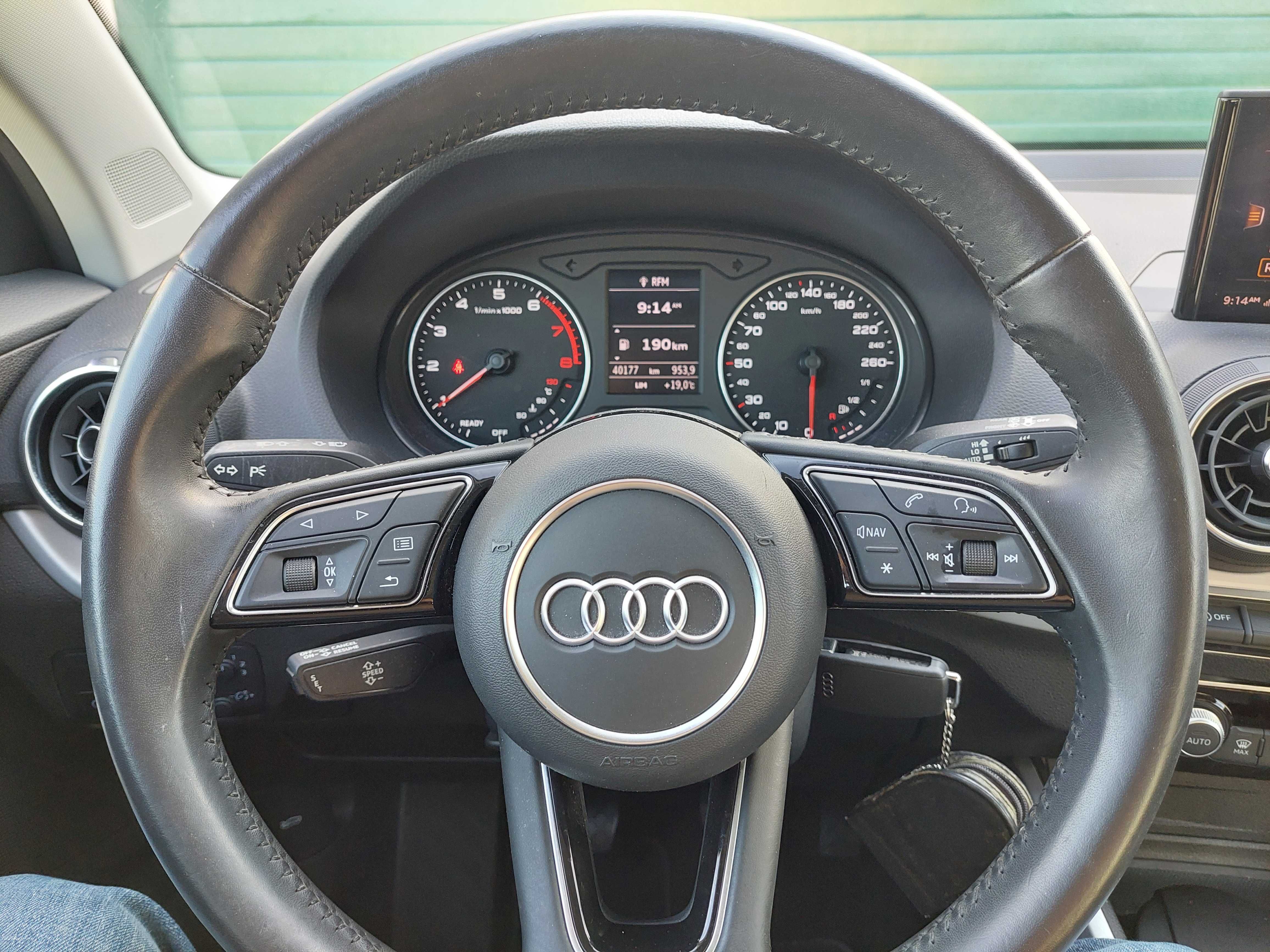 AUDI Q2 30 TFSI (só 40250 km/particular)
