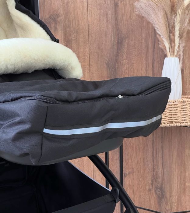 Конверт та муфти на овчині