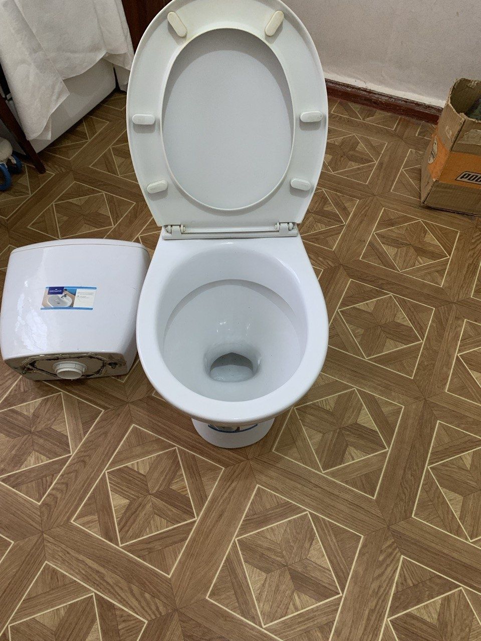 Продам Унітаз Cersanit