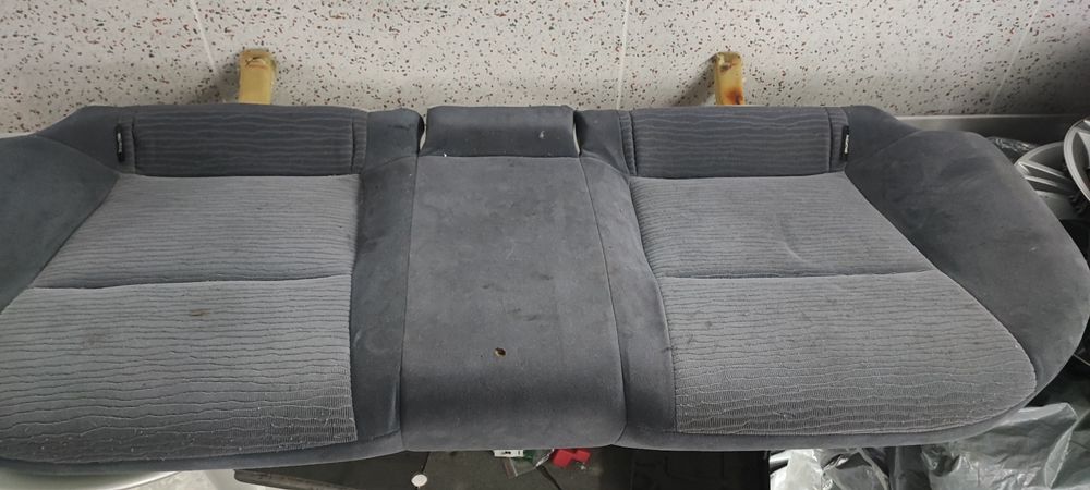 Задние сиденья, диван Nissan primera P12