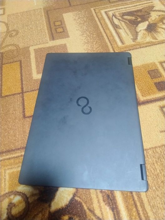 Ноутбук fujitsu u749 на відновлення або запчастини