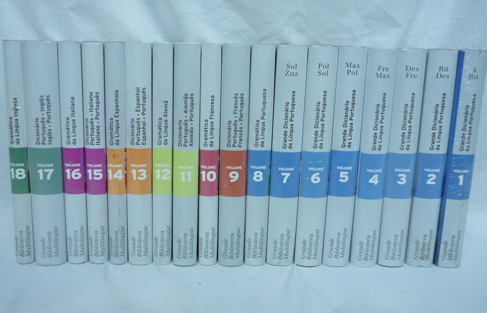 Dicionários e gramáticas