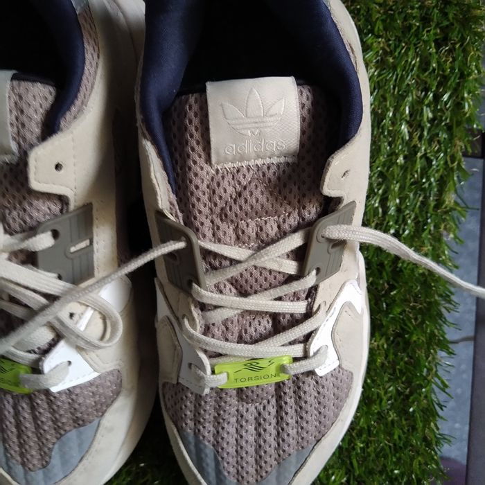 Sapatilhas novas Adidas ZX